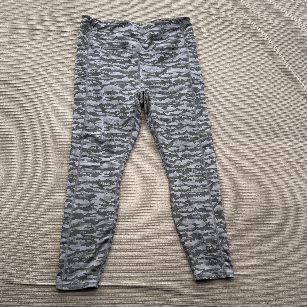 Fabletics Leggings Womens Medium Camo High Rise Yoga Athletic Gym Workout‎ Pants